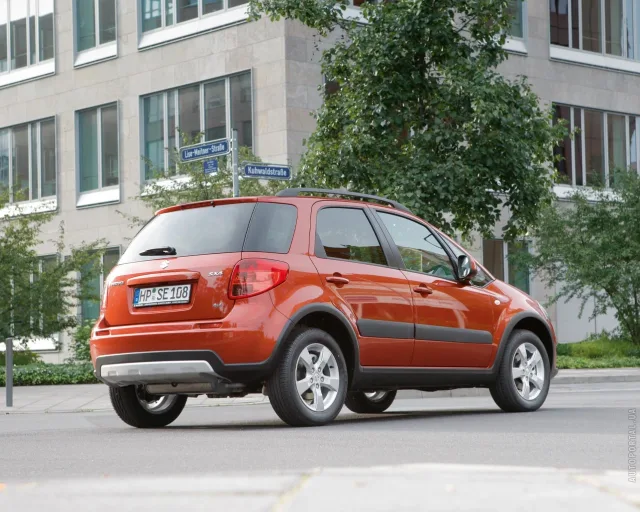 Suzuki SX4 1.6 AT — 9