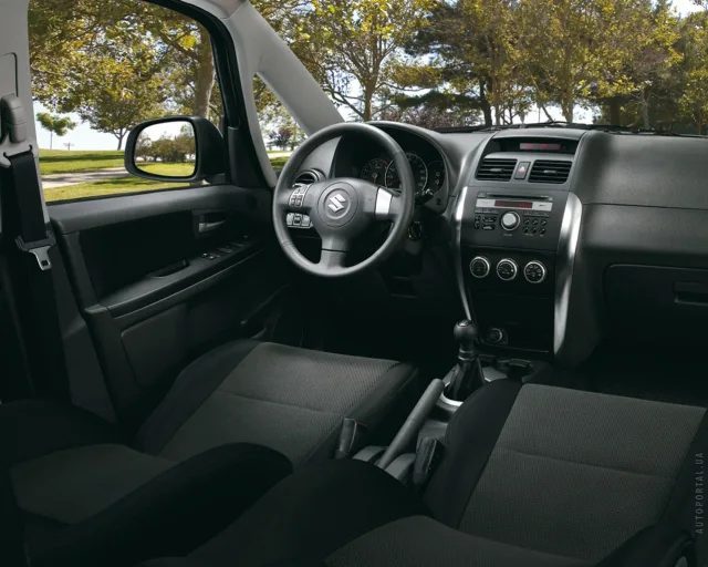 Suzuki SX4 1.6 MT GLX — 2