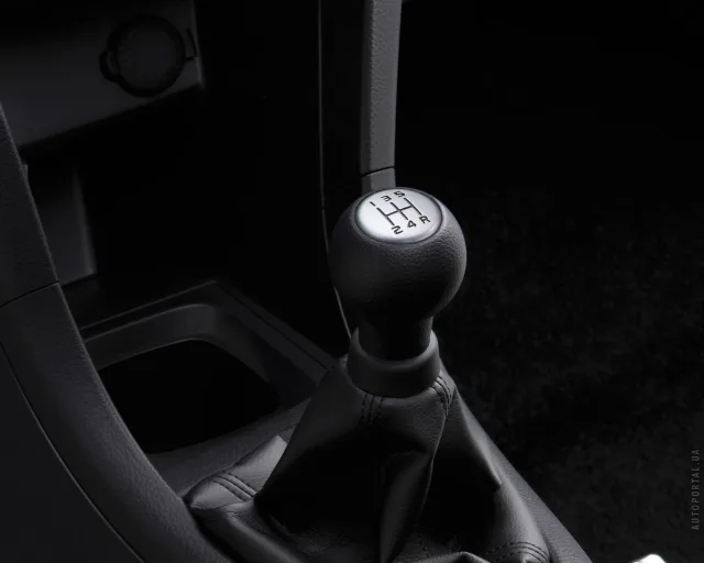 Suzuki Swift 1.2 MT GL — 13