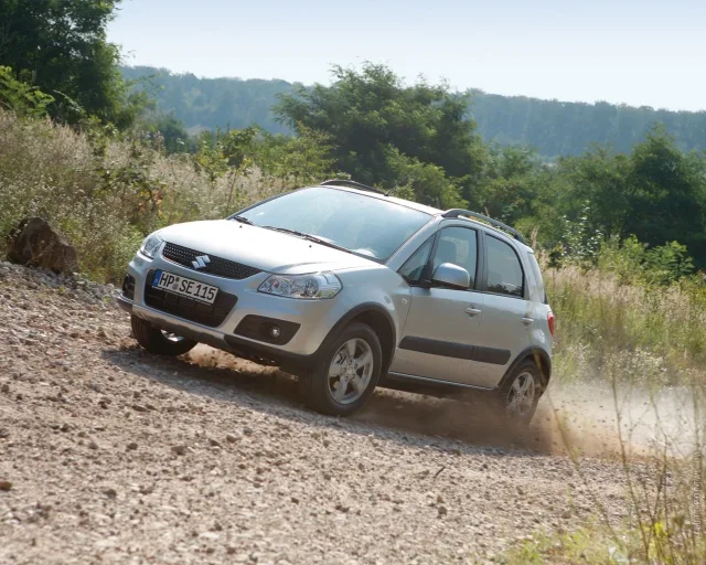 Suzuki SX4 1.6 AT — 8