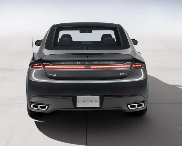 Lincoln MKZ 3.5 AT — 10