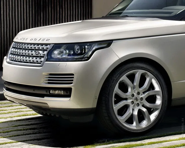 Land Rover Range Rover 2012 позашляховик — 16