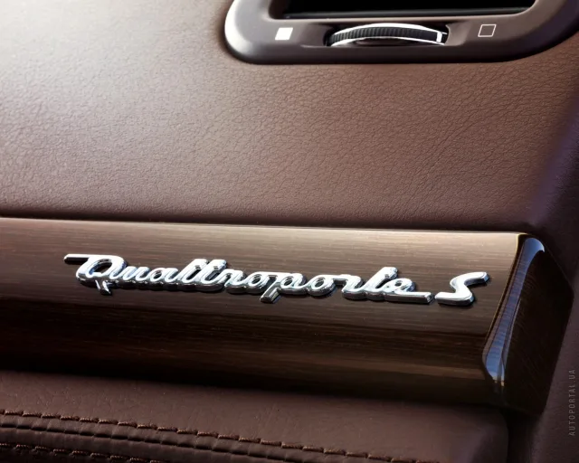 Maserati Quattroporte 2008 sedan — 4