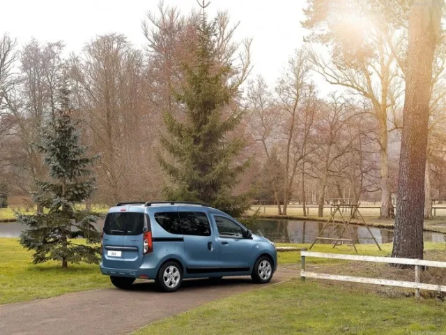 Renault Dokker minivan — 6