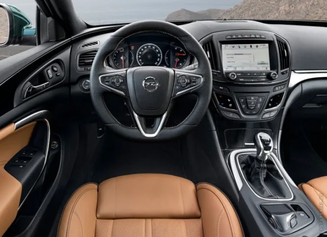 Opel Insignia 2014 седан — 6