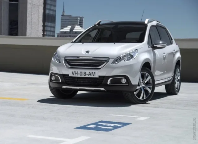Peugeot 2008 2013 кросовер — 12