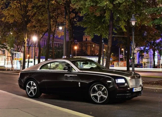 Rolls-Royce Wraith купе — 13