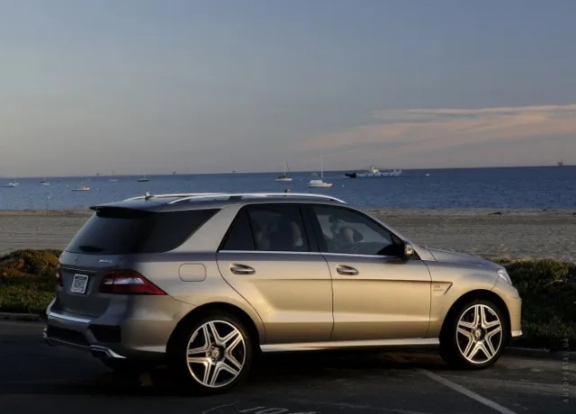 Mercedes-Benz ML 63 AMG 5.5 AT — 10