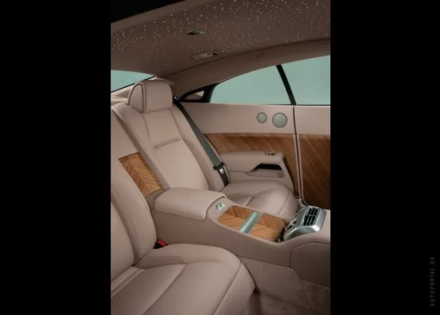 Rolls-Royce Wraith купе — 5