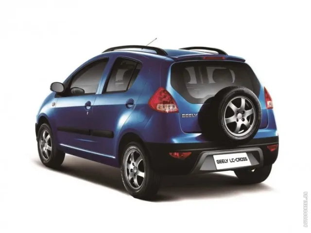 Geely Panda GX2 Cross (Джили Панда ГИкс2 Кросс) кроссовер — 4