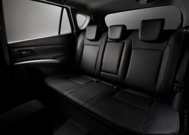 Suzuki SX4 2013 crossover — 4