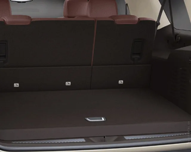 Chevrolet Suburban SUV — 2