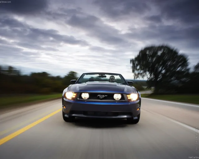 Ford Mustang Convertible 5.0 MT GT — 6