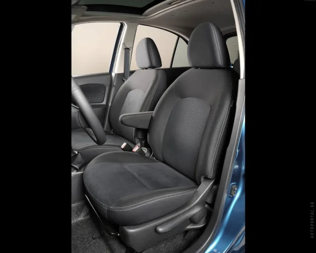 Nissan Micra 2013 5-дверний хетчбек — 3