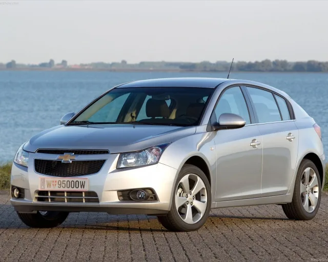 Chevrolet Cruze 2012 5d 2.0D AT LT — 6