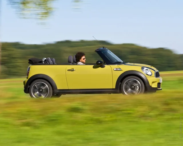 MINI Cooper S convertible — 21