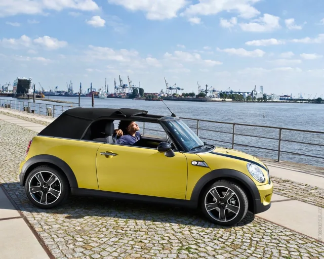 MINI Cooper S convertible — 20