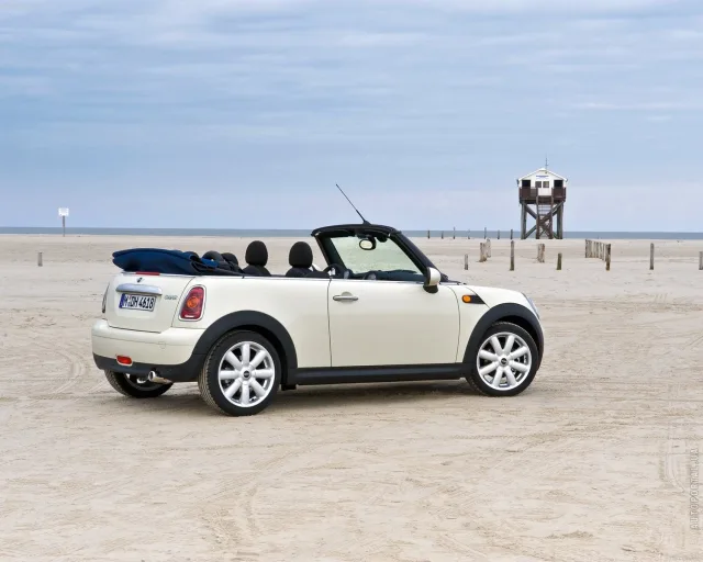 MINI Cooper 1.6 MT — 6