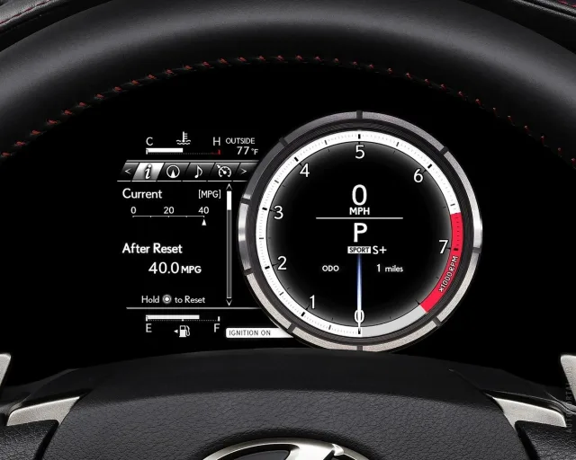 Lexus IS 2013 sedan — 5