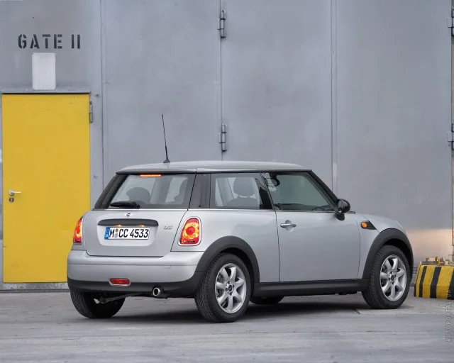 MINI One хетчбек — 9