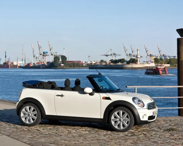 MINI Cooper 1.6 MT — 21