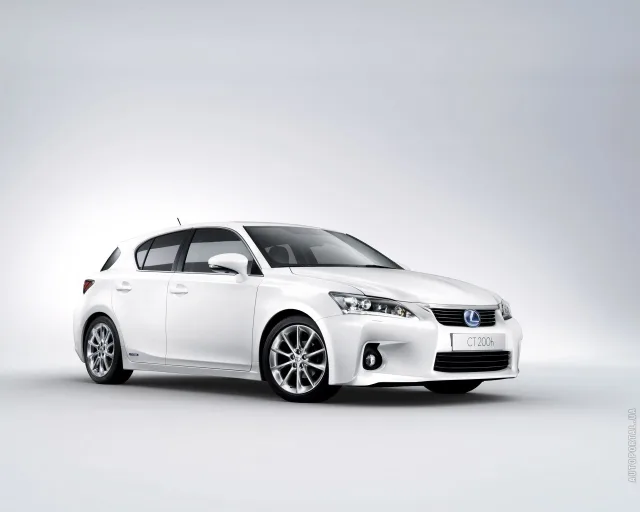 Lexus CT 200h 2011 хетчбек — 21