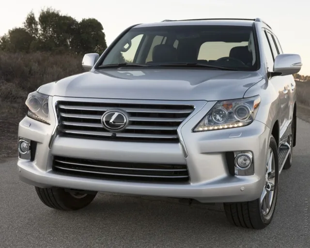 Lexus LX 2012 SUV — 19