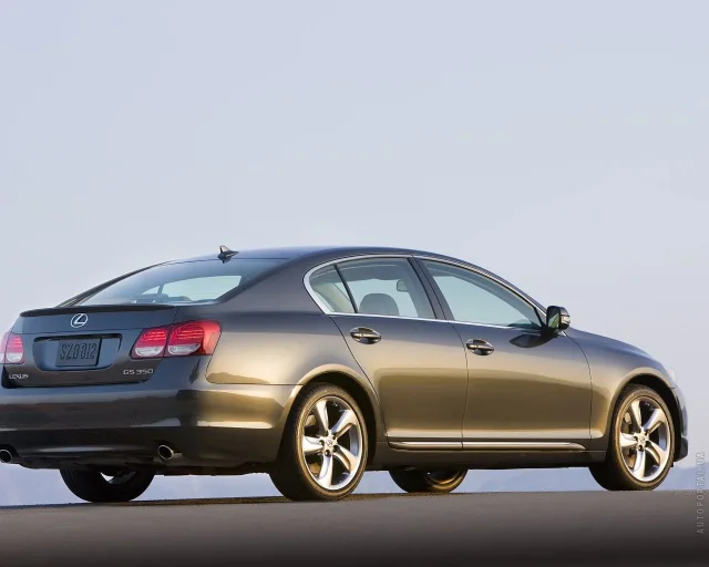 Lexus GS 300 AT Entry — 19