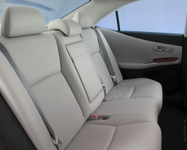 Lexus HS 250h AT — 6