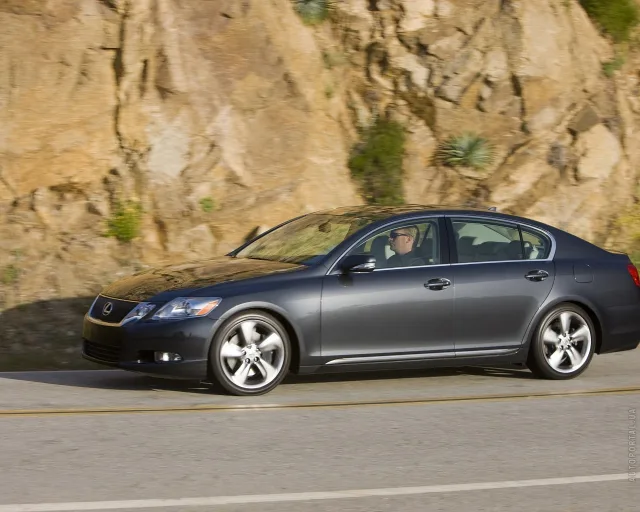 Lexus GS 300 AT Entry — 18