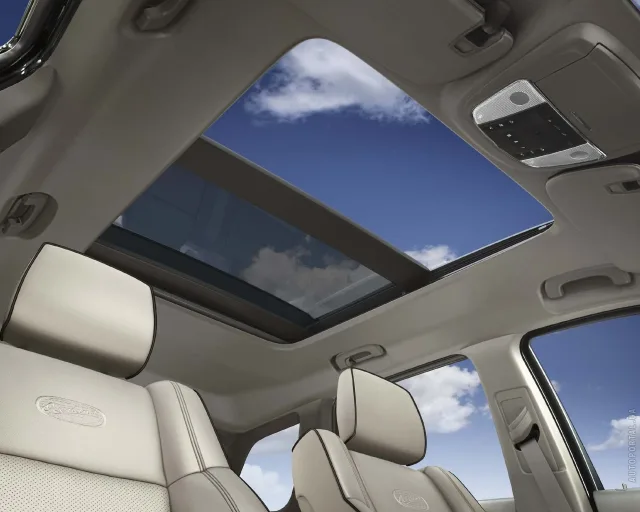 Jeep Grand Cherokee 2011 SUV — 4