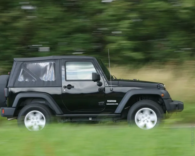 Jeep Wrangler 2008 SUV — 12