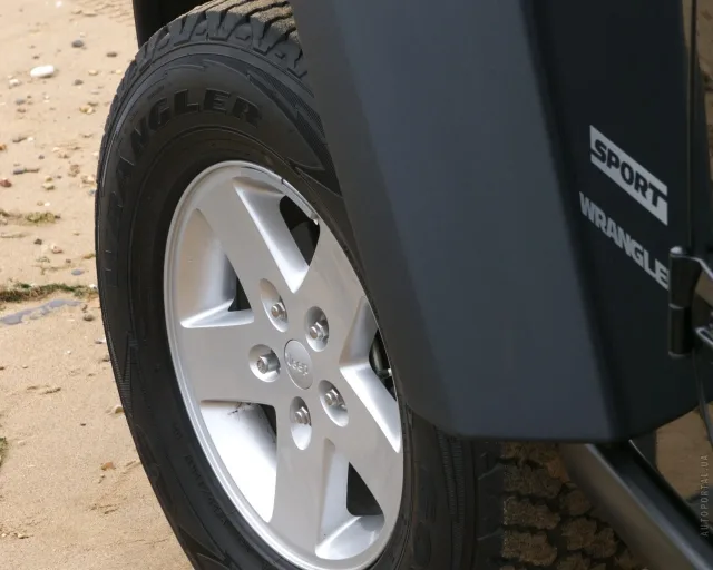 Jeep Wrangler 2008 SUV — 20