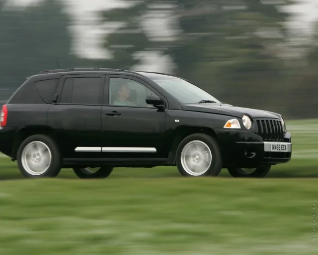 Jeep Compass 2008 кросовер — 23