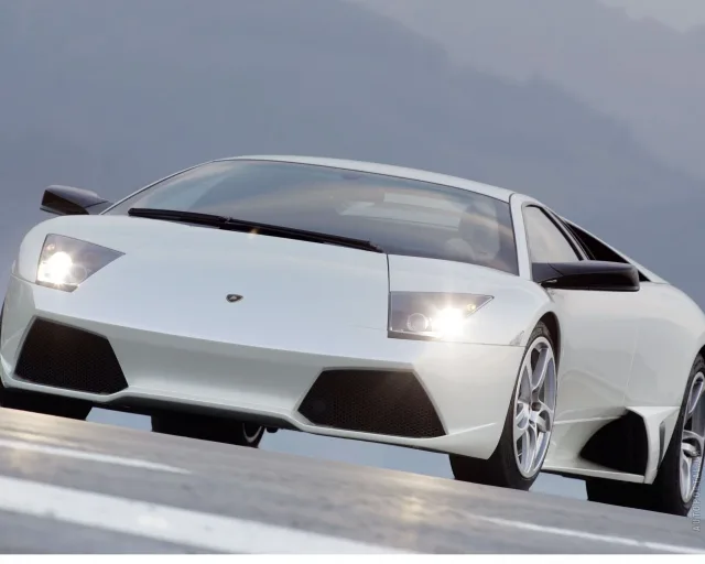 Lamborghini Murcielago LP640 спорткар — 15