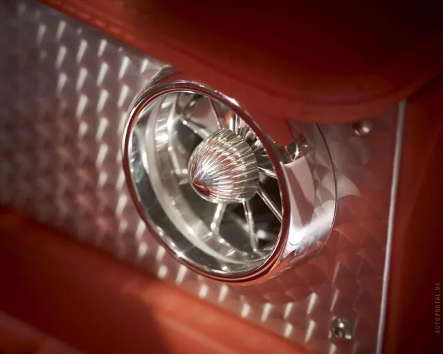 Spyker C8 Aileron спорткар — 3