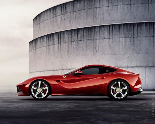 Ferrari F12 berlinetta 6.3 AT — 13