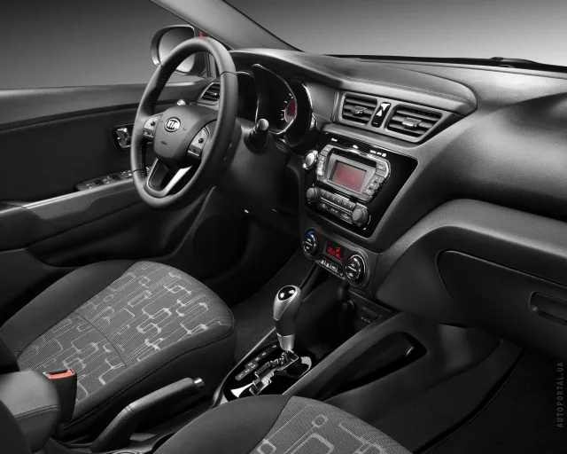 KIA Rio 2012 седан — 11