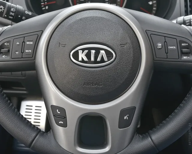 KIA Cerato Koup 2009 купе — 7