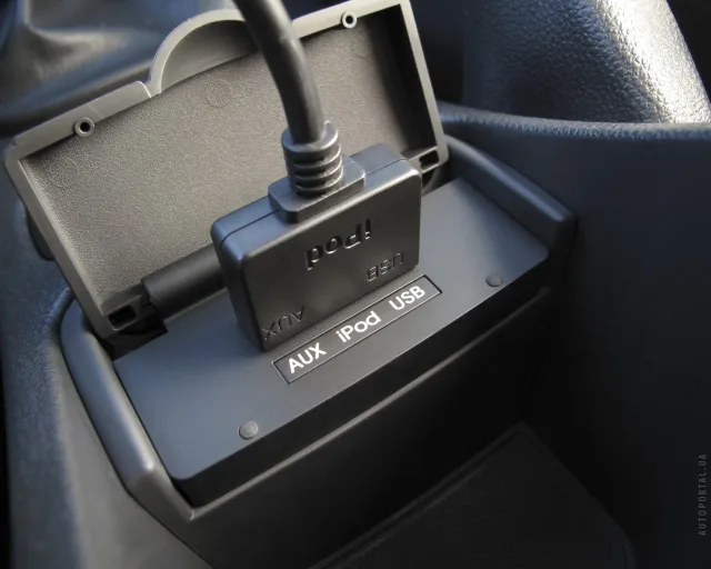 KIA Sportage 2.0D AT 4x4 base+ — 3