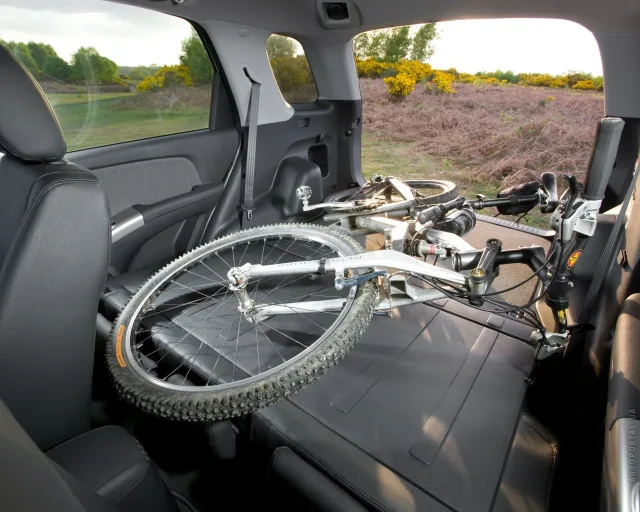 KIA Sportage 2.0D AT 4x4 base+ — 2