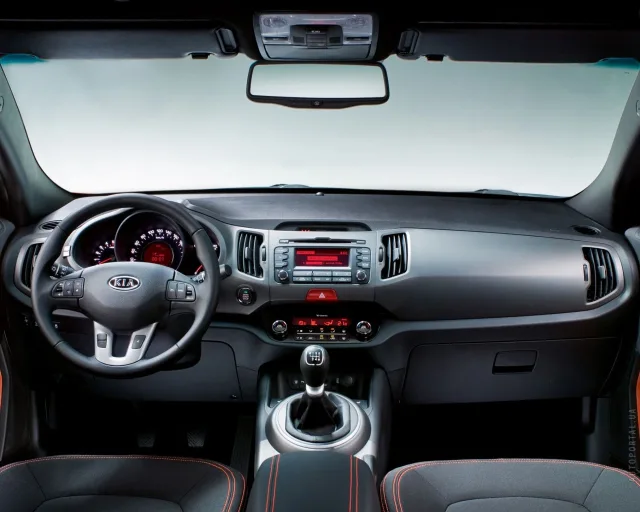 KIA Sportage 2010 (КИА Спортейдж) кроссовер — 9