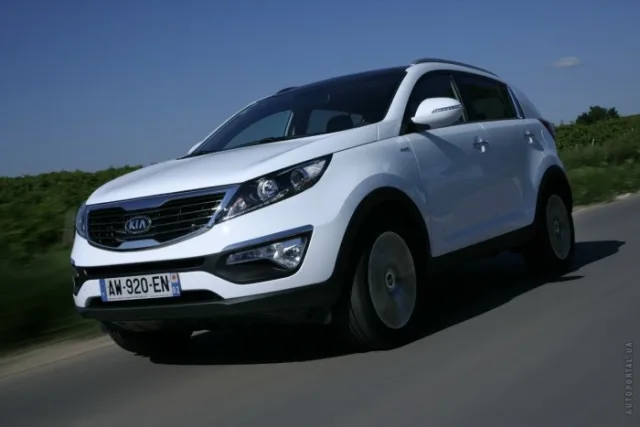 KIA Sportage 2010 (КИА Спортейдж) кроссовер — 24