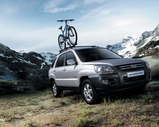 KIA Sportage 2004 кросовер — 15