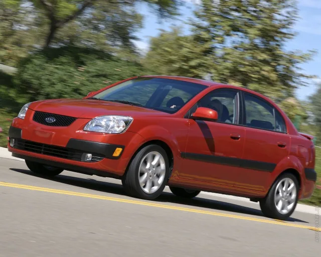 KIA Rio 2002 (КИА Рио) седан — 23