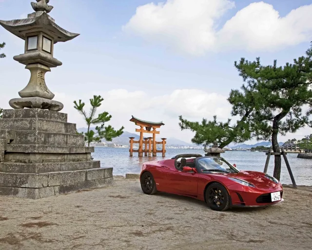 Tesla Roadster — 8