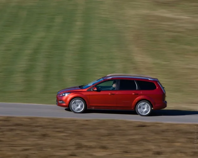 Ford Focus 1.6D MT Trend+ — 15