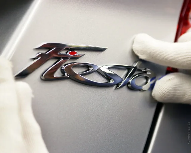 Ford Fiesta 2008 хетчбек — 17