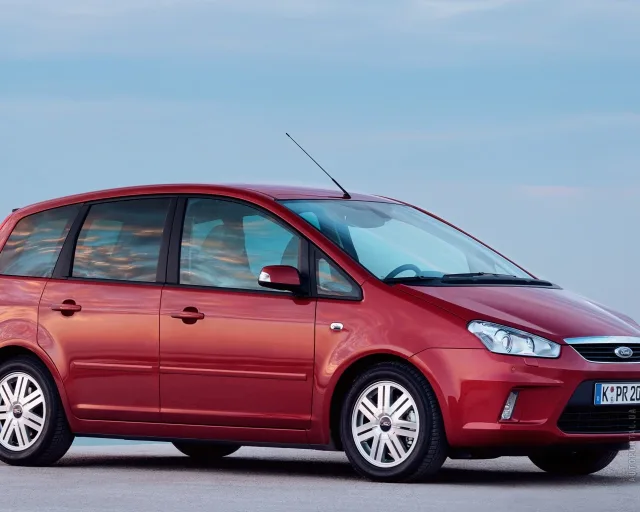 Ford C-MAX 2.0 MT Titanium — 9