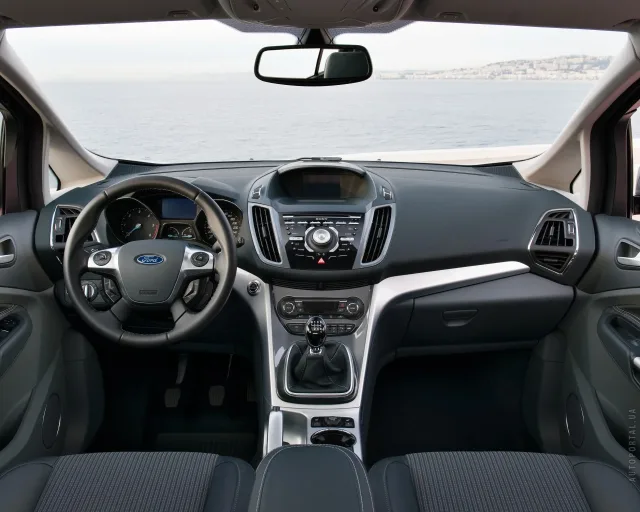 Ford C-MAX 2011 microvan — 2